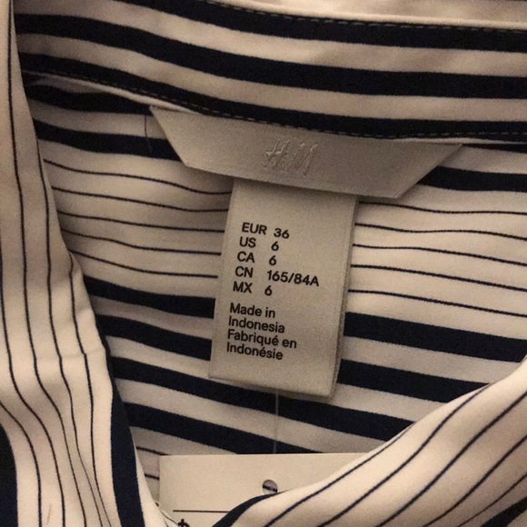 H&M blouse - Picture 2 of 3